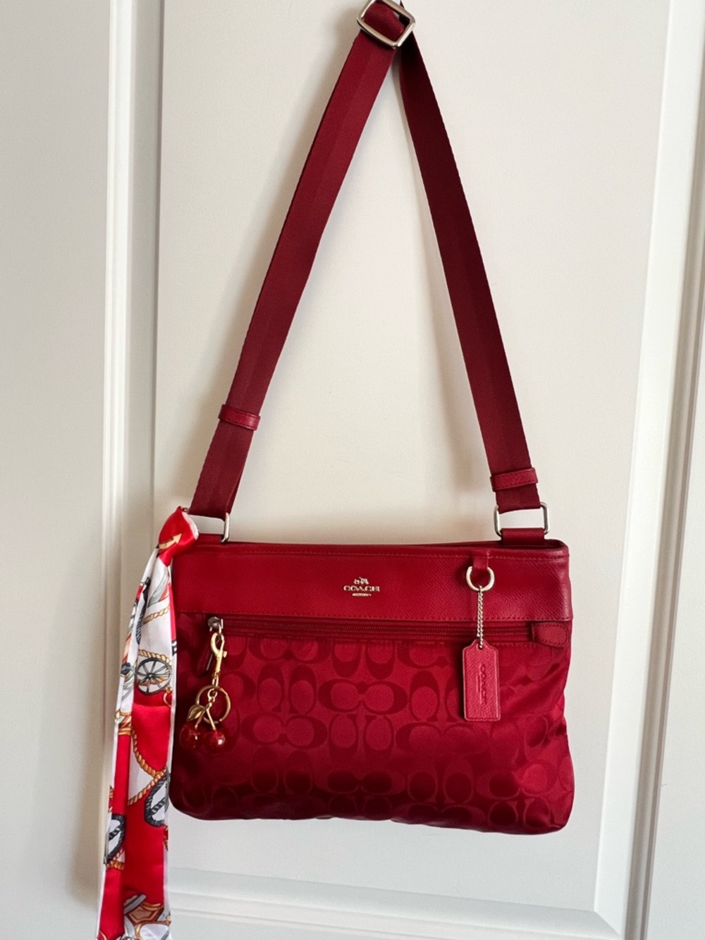 Coach Cherry Red Signature Crossbody Bag - Picture 2 of 11